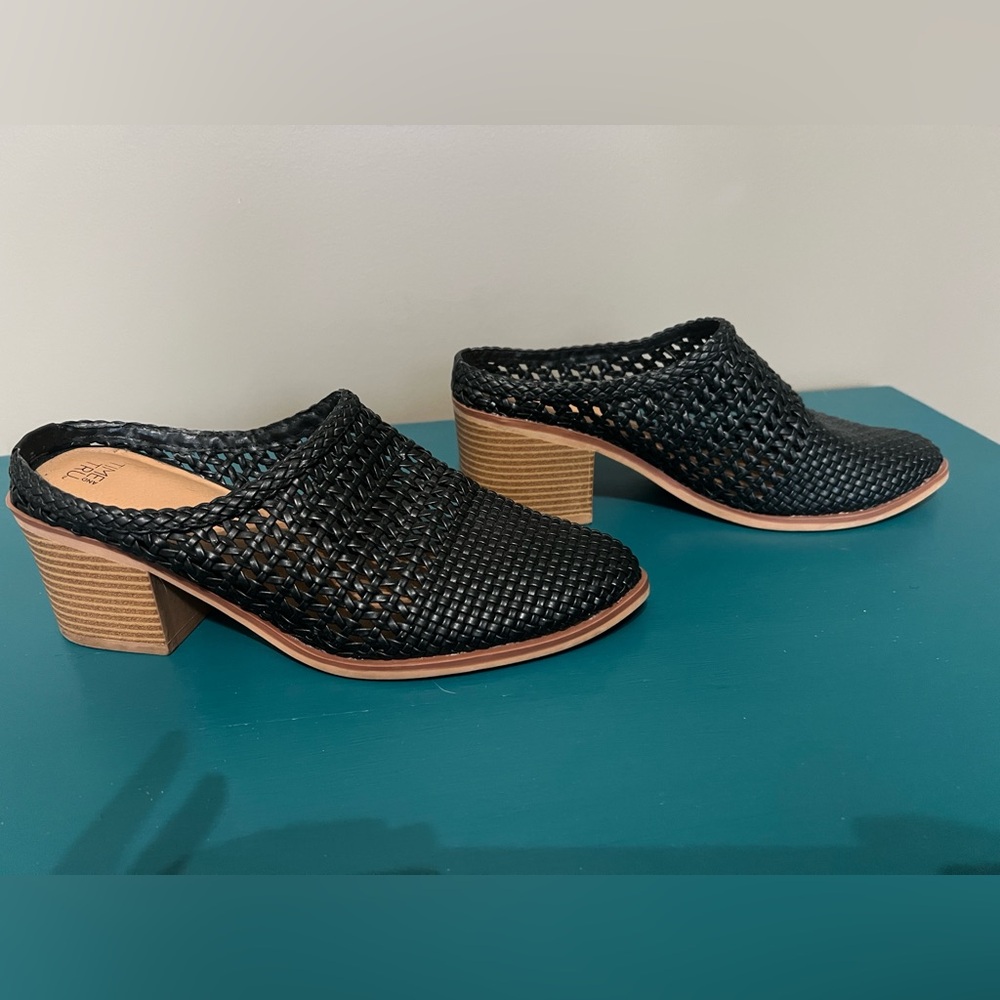Time and Tru Black Woven Mules with Tan Heel